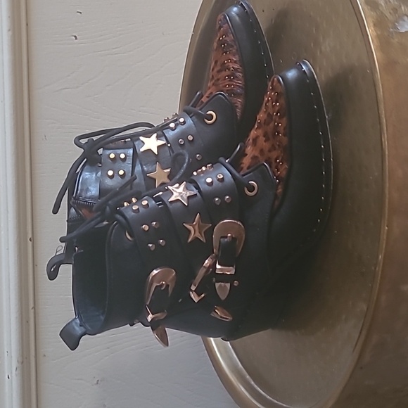 Ivy Kirzhner Steampunk Studded Ankle Boots Leopard Pointed Booties Sz 37/US 6.5 - Picture 2 of 11